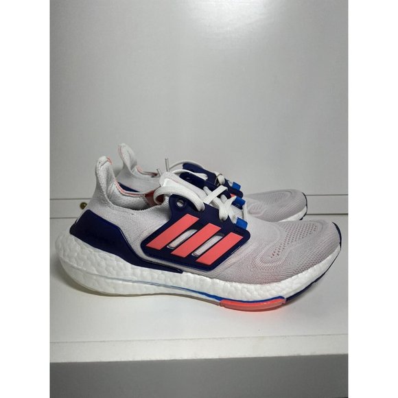 New Women’s Adidas Ultra Boost 22 Size 6 Sneaker - GX5589 White Pink Purple - Picture 5 of 8